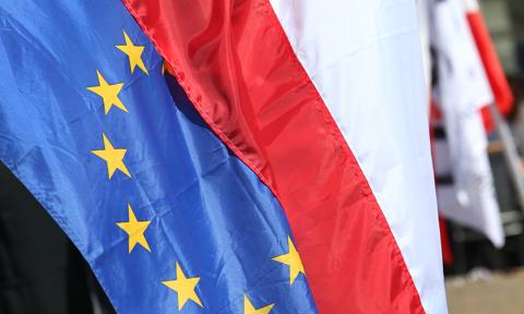 Polskie firmy dostaną "rządową tarczę" na przetargi. "Szanse na starcie z firmami z UE"