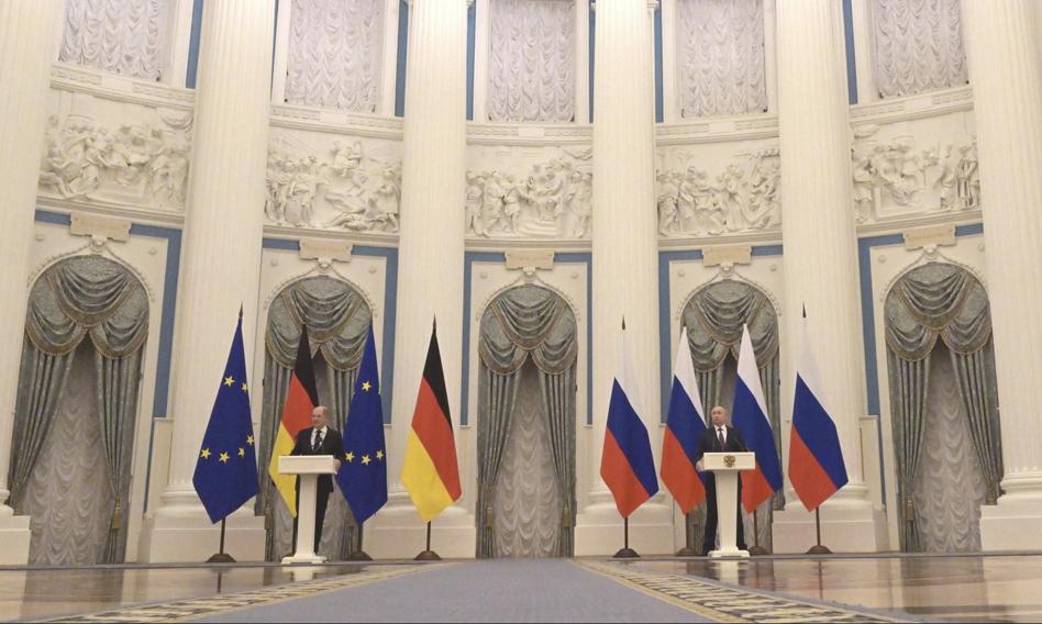 Niemcy wstrzymują Nord Stream 2. Jest oświadczenie kanclerza. I odpowiedź Rosji