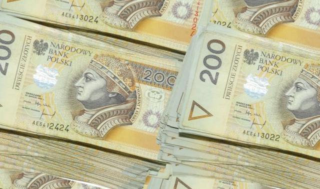 BIK: Rekordowe półrocze w kredytach konsumpcyjnych