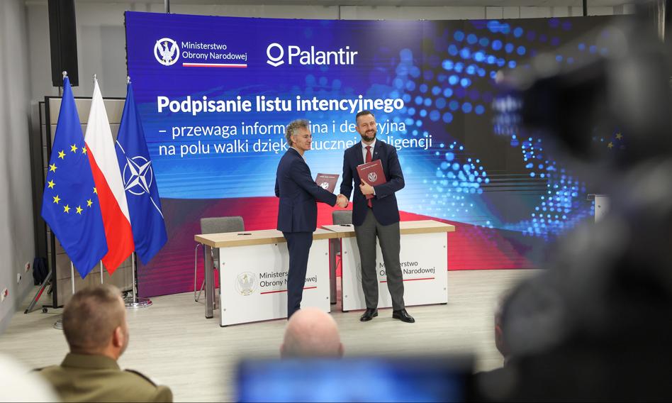 Palantir wesprze polską armię. Szef MON podpisał list intencyjny m.in. w obszarze AI