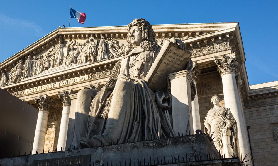 Francja daje Korsyce prawo dostosowywania przepisów do lokalnych warunków