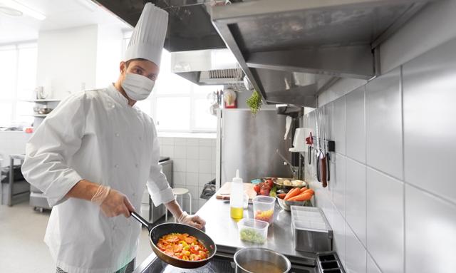 Szef PFR o bonie gastronomicznym: pomysł jest dyskutowany