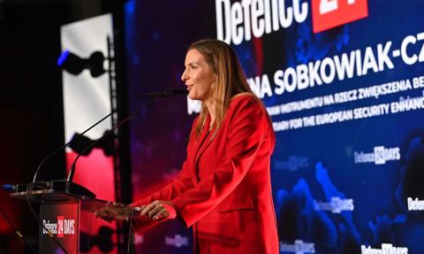 Rząd omija weto prezydenta i bierze gigantyczną pożyczkę. "40 nowych kontraktów do końca maja"