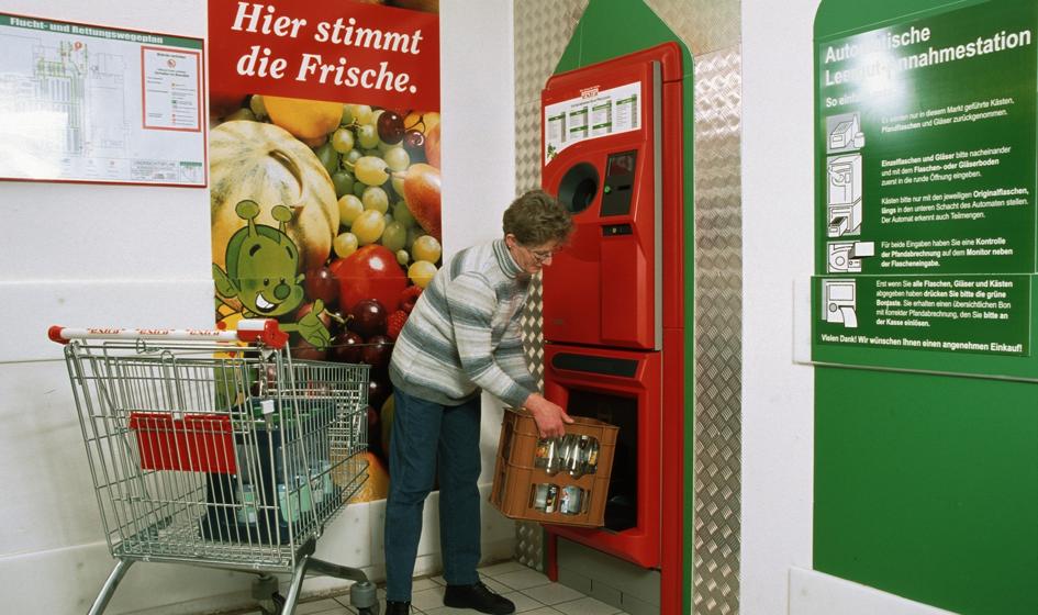 Kaucja zachęca do zwrotu opakowań. Ale system powinien być prosty