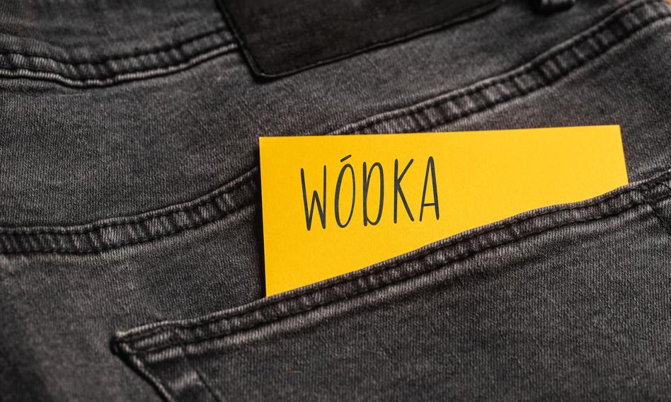 Wódka w saszetkach. Nowy pomysł na sprzedaż alkoholu budzi kontrowersje