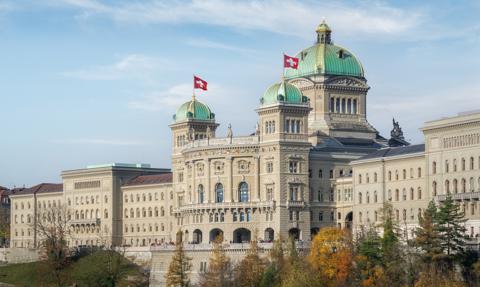 Szwajcarzy zdecydują, czy ograniczyć liczbę ludności kraju do 10 mln
