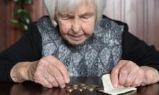Dopłaty dla seniorów do prądu i gazu. 336 zł co miesiąc. Dochód się nie liczy