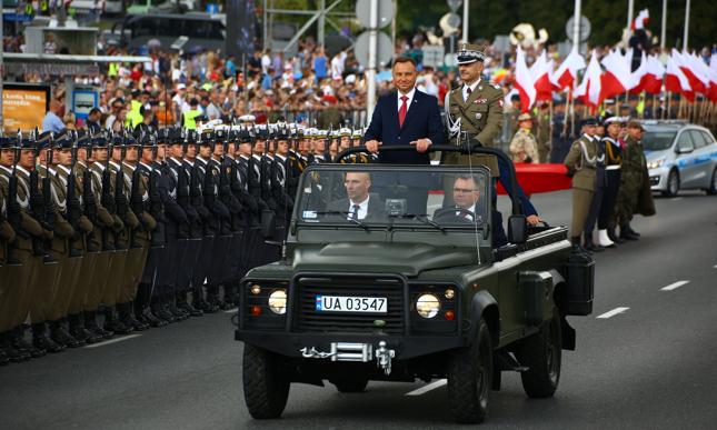 Defilada z okazji obchodów rocznicy 100-lecia niepodległości Polski - w dniu 15 sierpnia 2018 r. Na zdjęciu prezydent Andrzej Duda.