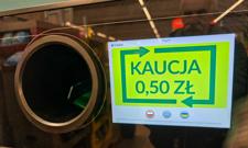 Cenny surowiec ucieka z miejskich koszy. Czy system kaucyjny podbije rachunki za śmieci?