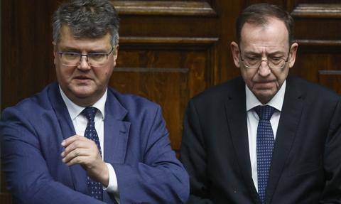 Kamiński i Wąsik wezwani do prokuratury. Chodzi o złamanie sądowego zakazu