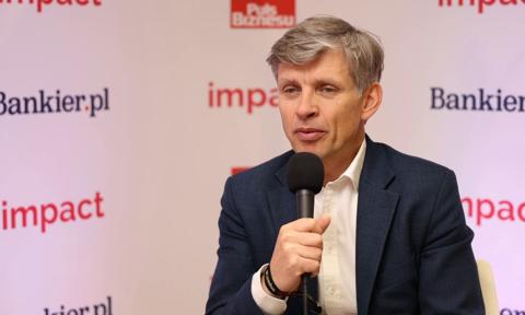 VeloBank mierzy wyżej. Adam Marciniak o nowej strategii, AI i przetasowaniach w polskiej bankowości
