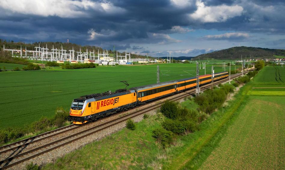 RegioJet koryguje rozkłady jazdy. PKP rozważa kroki prawne