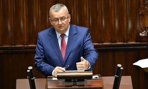 Projekt dot. zniesienia opłat za państwowe autostrady wraca do komisji