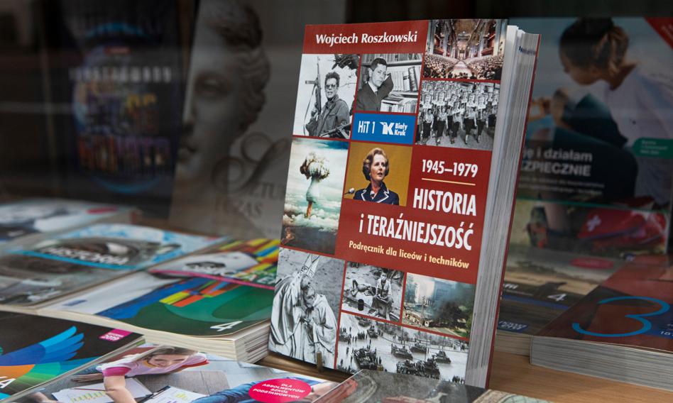 Szkoły bez HiT-u. ZNP apeluje o przywrócenie WOS-u