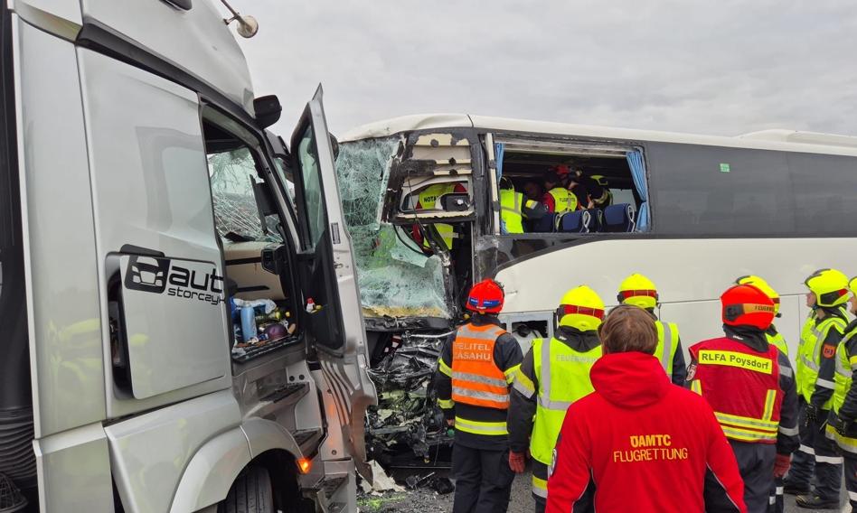 Wypadek polskiego autokaru w Austrii. Jedna osoba nie żyje
