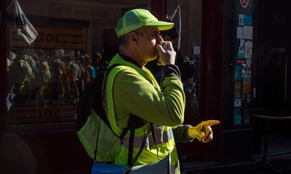 Wzrost cen paliw we Francji. &quot;Żółte kamizelki&quot; wracają na ulice