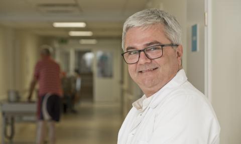 Prof. Fal o szczepieniu dzieci: zyski są dużo większe niż potencjalne ryzyko powikłań