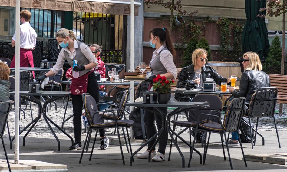 Dania otwiera restauracje po czterech miesiącach. W wielu już brak wolnych miejsc