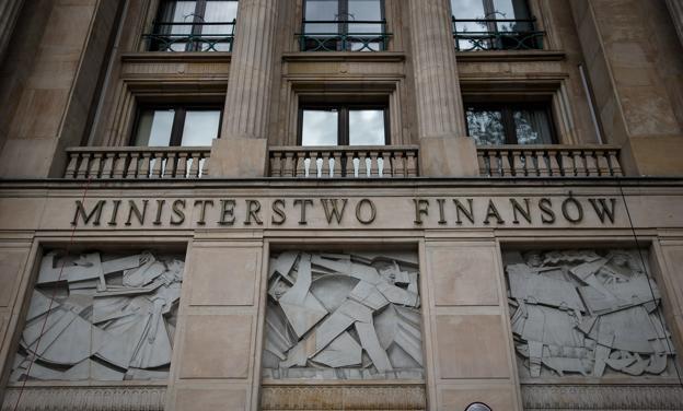 Jak Polacy powierzają oszczędności rządowi