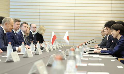 Polska walczy o lepszy bilans handlowy z Japonią. Donald Tusk rozmawia z premier Takaichi