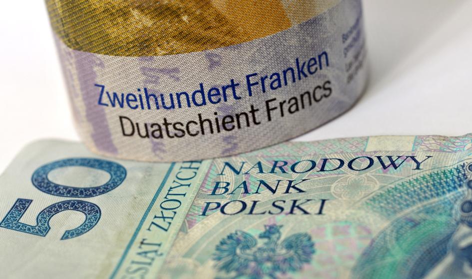 Dzieje się na walutach. Frank zawrócił
