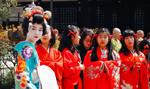 Japonia wymiera w rekordowym tempie. Imigranci ratują rynek pracy