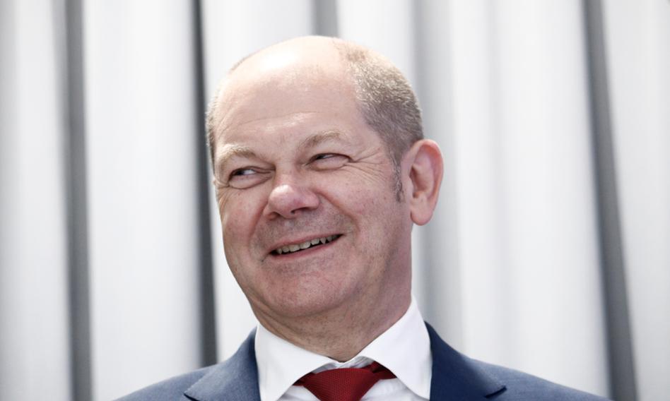 Podwyżki w niemieckim parlamencie. Kanclerz Scholz będzie zarabiać ponad 30 tys. euro miesięcznie