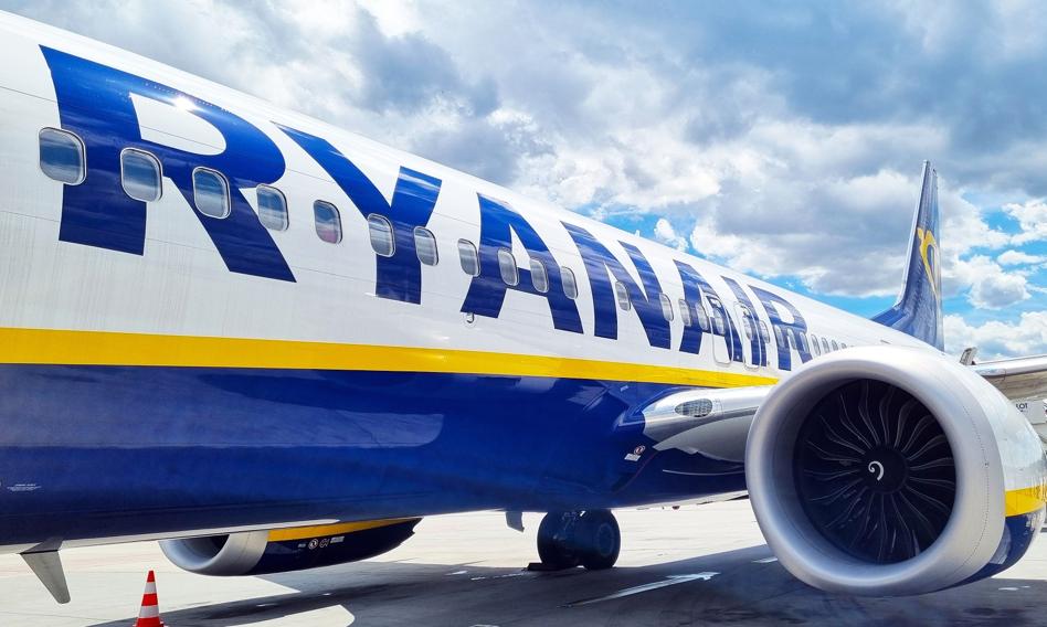 Ryanair jedną nogą poza Modlinem. Linie lotnicze tną liczbę połączeń o połowę