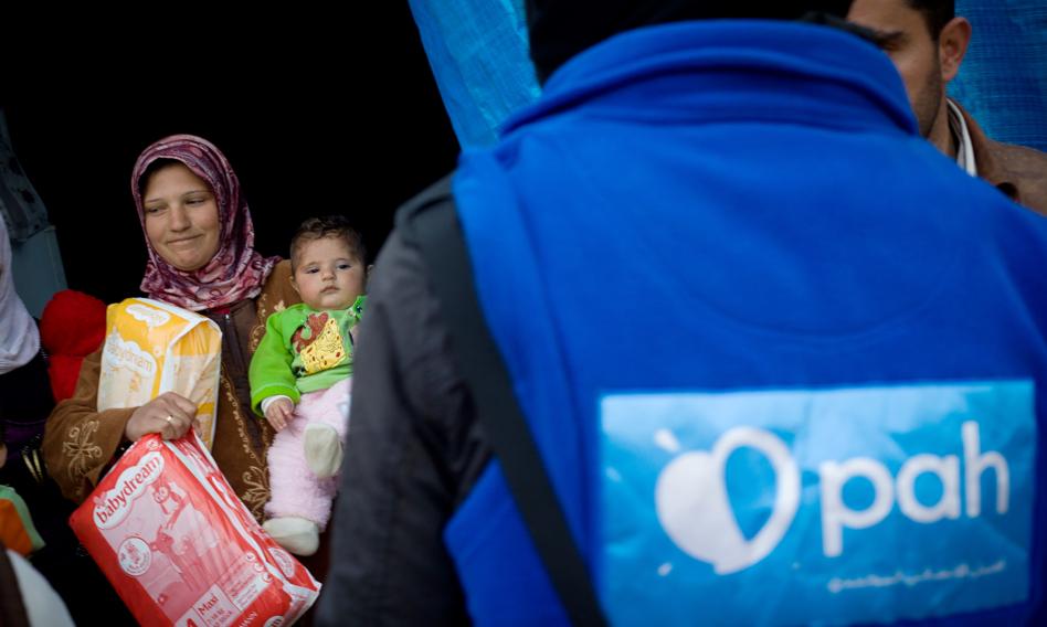 "Polacy niezależnie od tego, ile mają środków finansowych, zawsze jakoś pomogą". PAH o pomocy humanitarnej