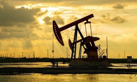 Ropa naftowa Brent i WTI drożeje