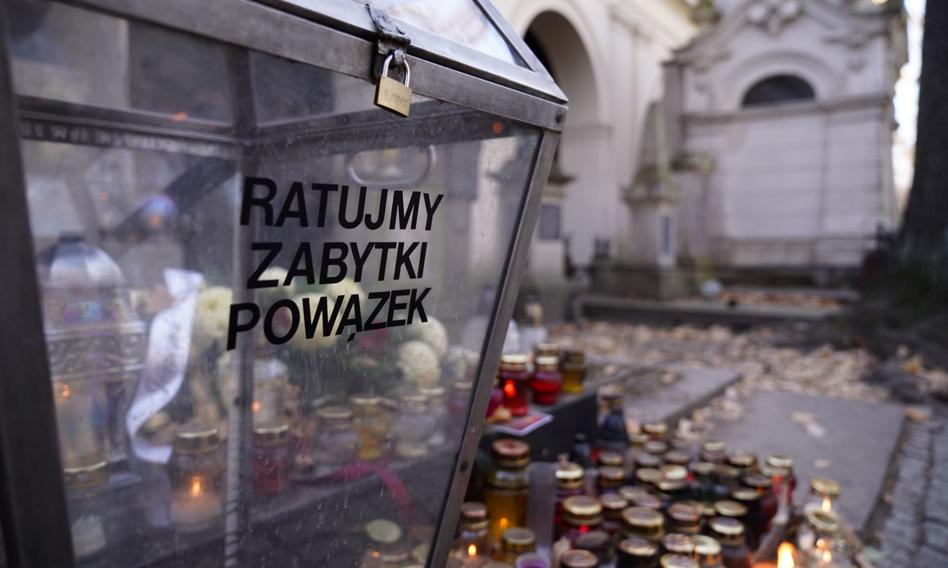Kwesta Powązkowska: zebrano 213 tysięcy złotych; trwa zbiórka internetowa