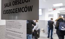 Przełomowy wyrok sądu ws. cudzoziemców. Wiza nie zawsze konieczna przy zatrudnianiu