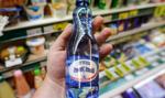 Prokuratura: płyn do utwardzania żywic znajdował się w butelce wody Żywiec