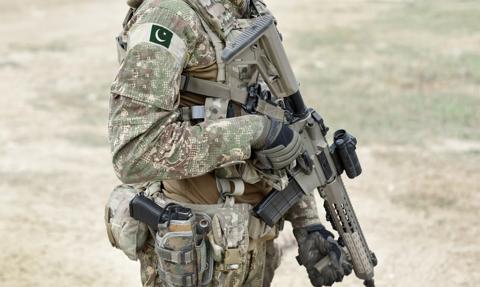 Kryzys na linii Pakistan–Afganistan. Islamabad odpowiada na ataki talibów