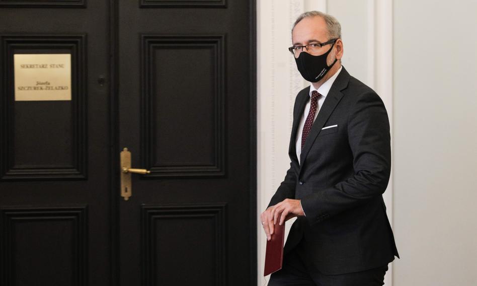 Najpierw badanie na obecność przeciwciał, potem szczepienie? "To nie ma żadnego uzasadnienia"