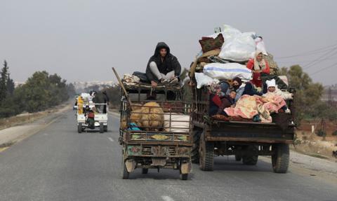 Rok po obaleniu reżimu. Masowe powroty uchodźców do Syrii