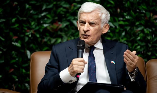 Jerzy Buzek: Musimy mieć strategiczną odporność