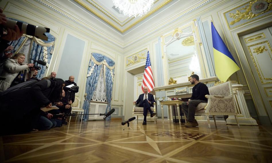 Biden w Kijowie. "Ważny, niezapowiedziany gość"
