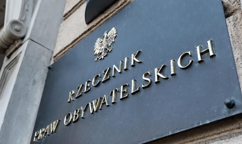 Działanie rzecznika praw obywatelskich początkiem rzeczywistej presji na Trybunał