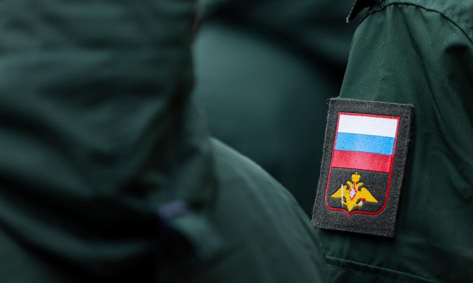 Ewakuują majątki i otwierają konta za granicą. Rosjanie boją się powyborczej mobilizacji