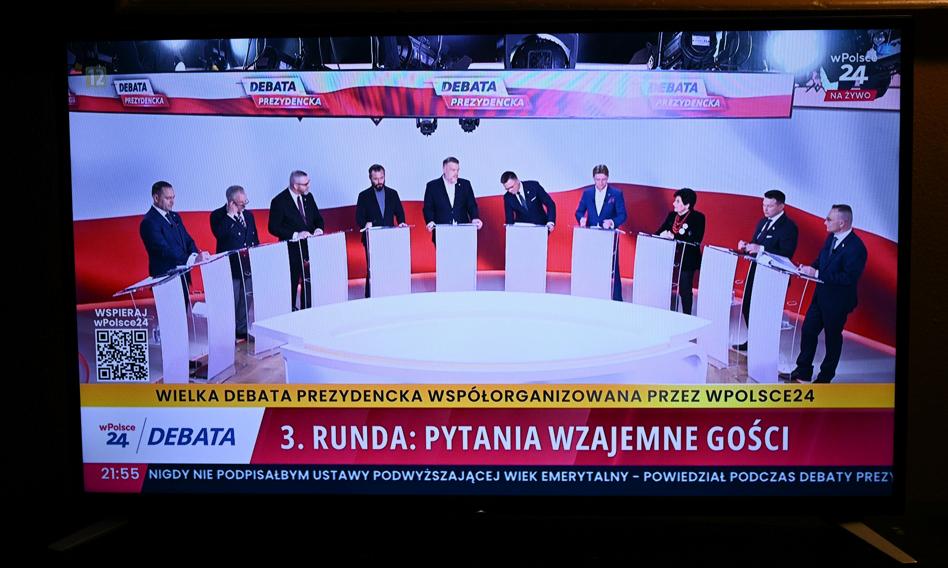 Debata prezydencka. Kandydaci o deregulacji, wieku emerytalnym i praworządności