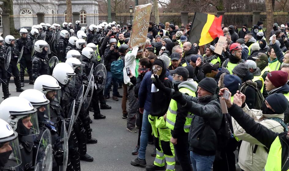 Belgia: proces "żółtych kamizelek" - prokurator żąda kary więzienia