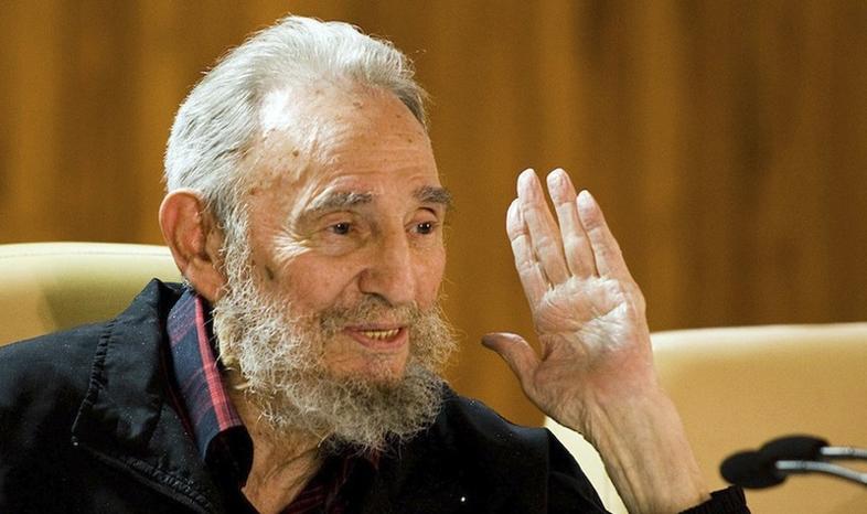 Fidel Castro dementuje plotki o własnej śmierci