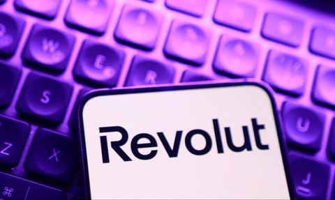Wyciek danych z Revoluta. Fintech padł ofiarą zuchwałego podstępu