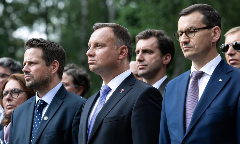 Którym politykom Polacy ufają nabardziej, a którym najmniej? Karuzela nazwisk
