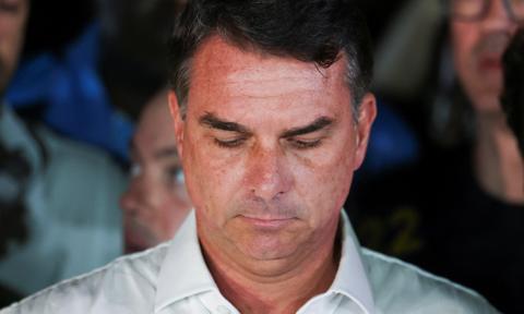 Nocna ucieczka Bolsonaro z Brazylii? Media: Polityk zmierza do USA przez Argentynę