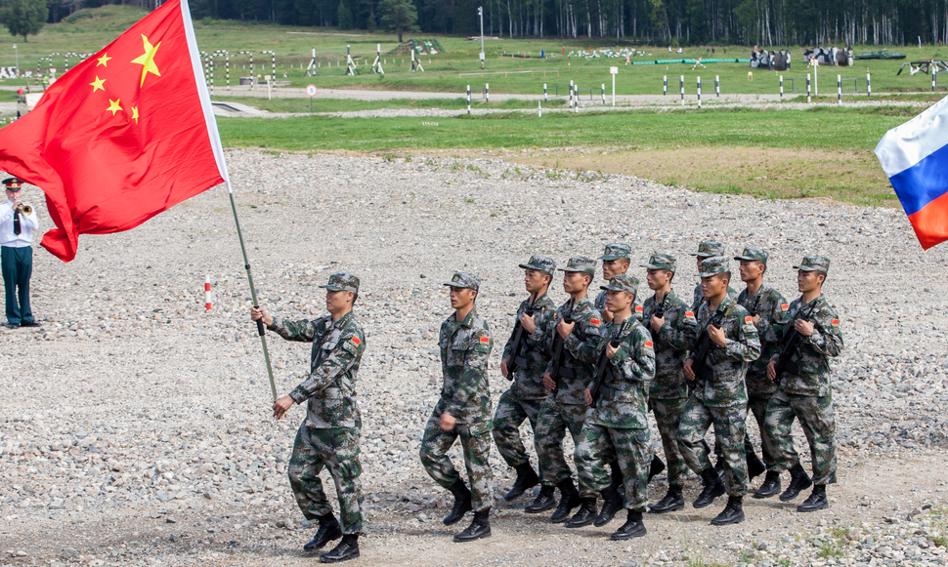 Chińczycy ćwiczą nie tylko z Białorusinami, prowadzą też manewry z rosyjskim wojskiem