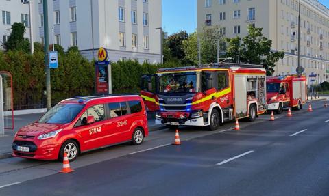 Pożar na stacji metra Racławicka ugaszony. Służby pracują, by w środę rano przywrócić ruch metra