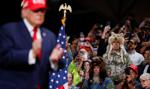 Rozstrzelać sygnalistów, połknąć Kanadę i stworzyć superpoligon. Szokujące wiece Trumpa