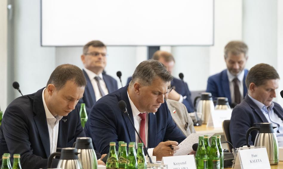 Konfrontacja świadków przed komisją śledczą. "Możesz być zniszczony"